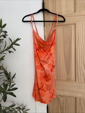 ❗️$10 Sale ❗️ SHEIN Orange Floral Satin Slip Dress